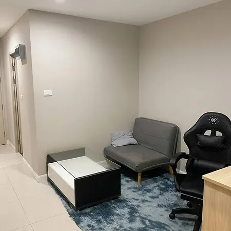 Modern Condo Room With Private Facilities In Phasi Charoen